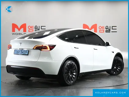 TESLA MODEL Y RWD