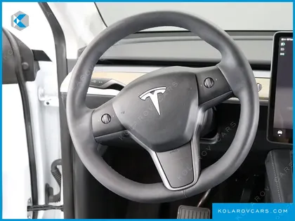 TESLA MODEL Y RWD