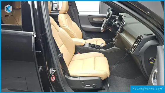 VOLVO XC40 T4 INSCRIPTION