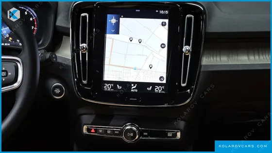 VOLVO XC40 T4 INSCRIPTION