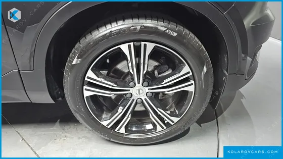 VOLVO XC40 T4 INSCRIPTION