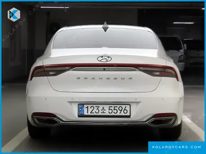 HYUNDAI GRANDEUR LE BLANC
