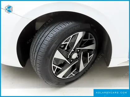 HYUNDAI GRANDEUR LE BLANC