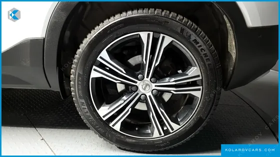VOLVO XC40 B4 INSCRIPTION