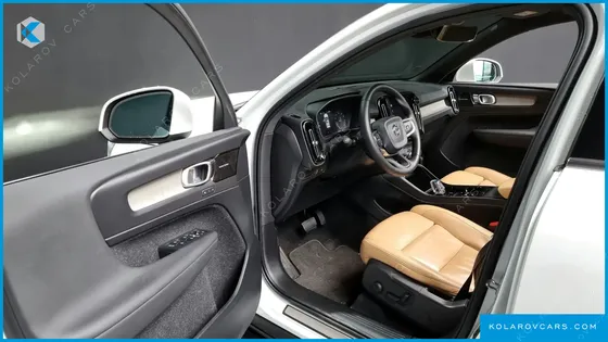 VOLVO XC40 T4 INSCRIPTION