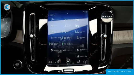 VOLVO XC40 T4 INSCRIPTION