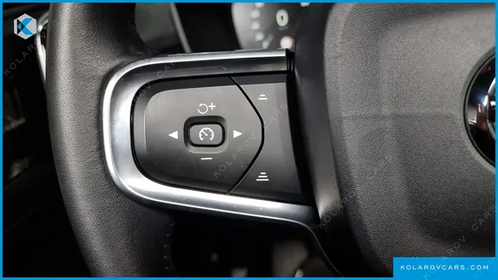 VOLVO XC40 T4 INSCRIPTION