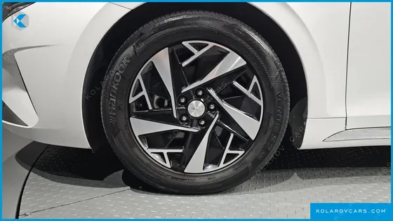 HYUNDAI GRANDEUR PREMIUM CHOICE