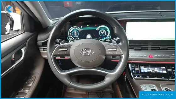HYUNDAI GRANDEUR PREMIUM CHOICE