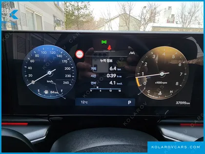 HYUNDAI GRANDEUR 2,5 GASOLINE 2WD