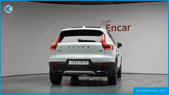 VOLVO XC40 T4 INSCRIPTION