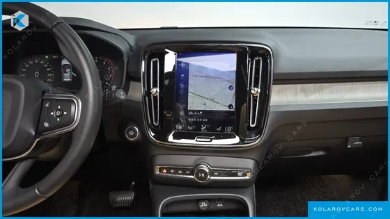 VOLVO XC40 T4 INSCRIPTION