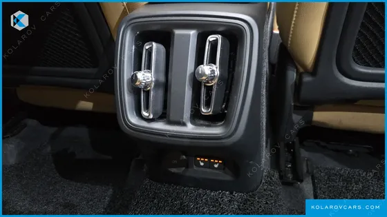 VOLVO XC40 T4 INSCRIPTION