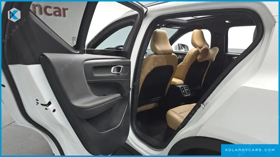 VOLVO XC40 T4 INSCRIPTION