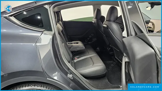 TESLA MODEL Y RWD