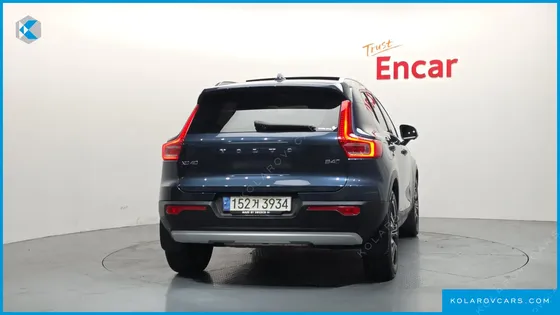 VOLVO XC40 B4 INSCRIPTION