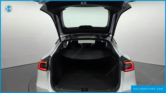 TESLA MODEL Y RWD