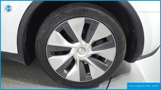 TESLA MODEL Y RWD