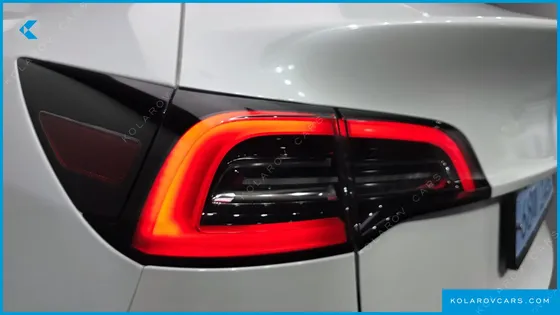 TESLA MODEL Y RWD