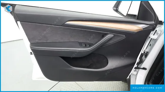 TESLA MODEL Y RWD