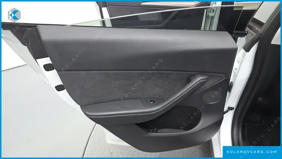 TESLA MODEL Y RWD