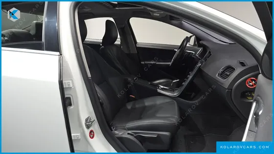 VOLVO S60 D2
