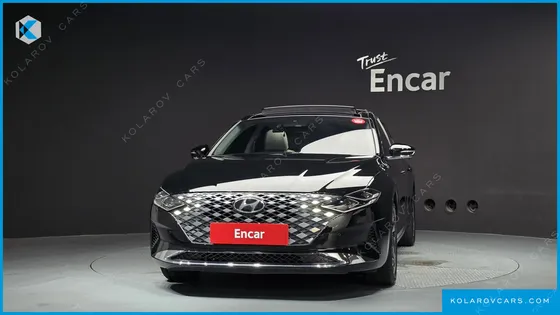 HYUNDAI GRANDEUR LE BLANC