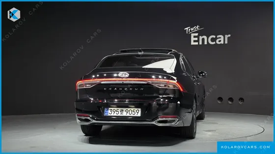HYUNDAI GRANDEUR LE BLANC
