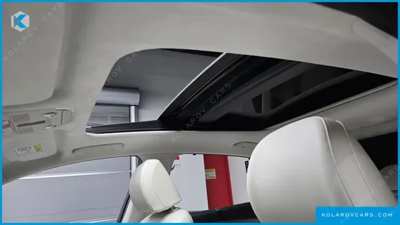 HYUNDAI GRANDEUR LE BLANC