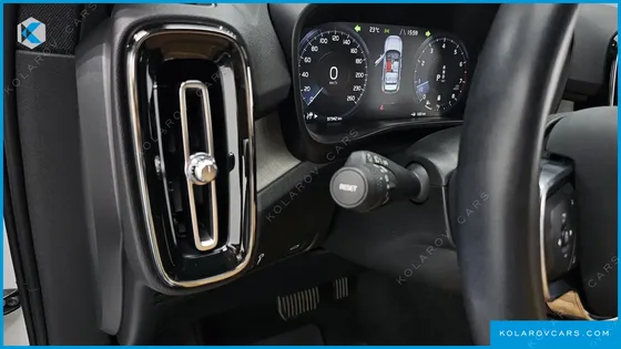 VOLVO XC40 B4 INSCRIPTION