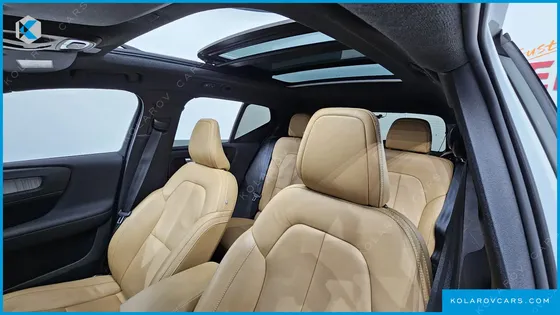 VOLVO XC40 B4 INSCRIPTION