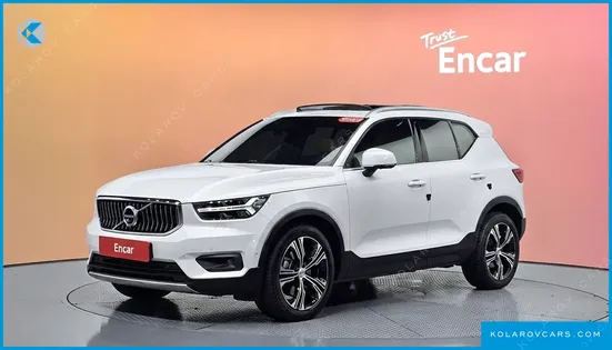 VOLVO XC40 B4 INSCRIPTION