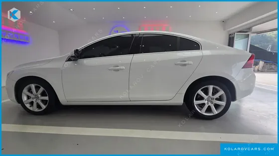 VOLVO S60 D3