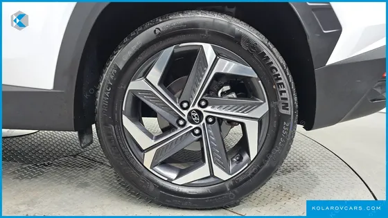 HYUNDAI TUCSON GASOLINE 1.6 TURBO 2WD
