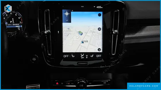 VOLVO XC40 T4 R-DESIGN