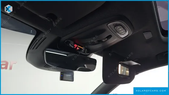 VOLVO XC40 T4 R-DESIGN