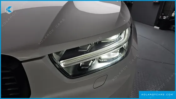 VOLVO XC40 T4 R-DESIGN