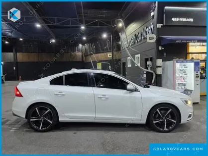 VOLVO S60 T6 R-DESIGN