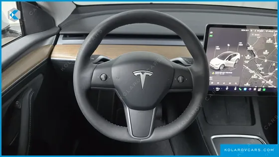 TESLA MODEL Y RWD