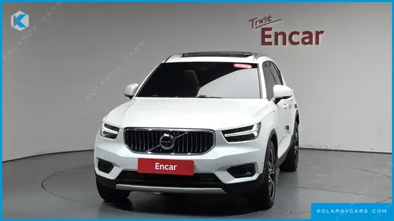 VOLVO XC40 B4 INSCRIPTION