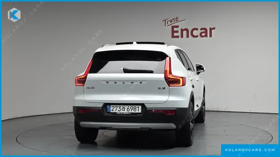 VOLVO XC40 B4 INSCRIPTION