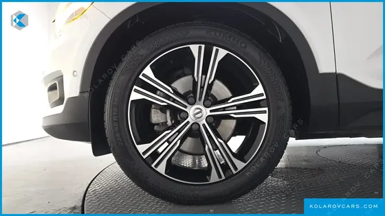 VOLVO XC40 B4 INSCRIPTION