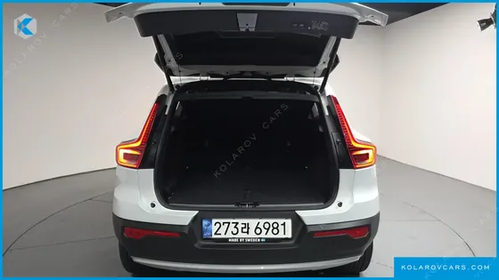 VOLVO XC40 B4 INSCRIPTION