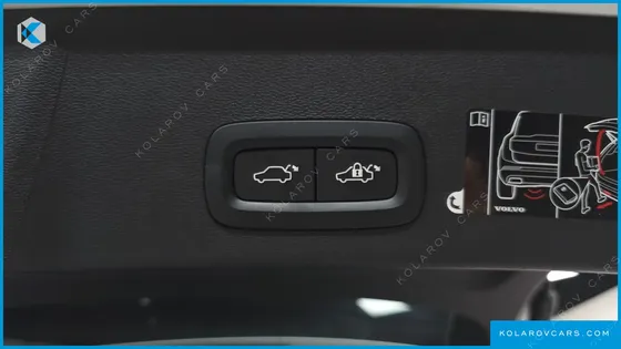 VOLVO XC40 B4 INSCRIPTION
