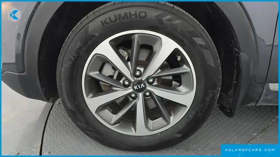 KIA SORENTO GASOLINE 2.0 TURBO 4WD