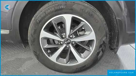 KIA SORENTO GASOLINE 2.0 TURBO 4WD