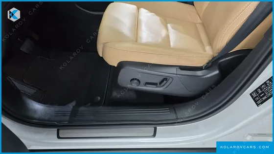 VOLVO XC40 B4 INSCRIPTION