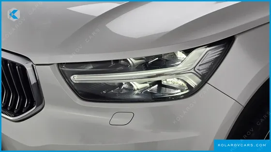 VOLVO XC40 B4 INSCRIPTION