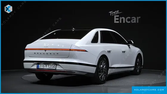 HYUNDAI GRANDEUR 2,5 GASOLINE 2WD