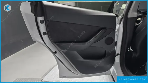TESLA MODEL Y LONG RANGE AWD